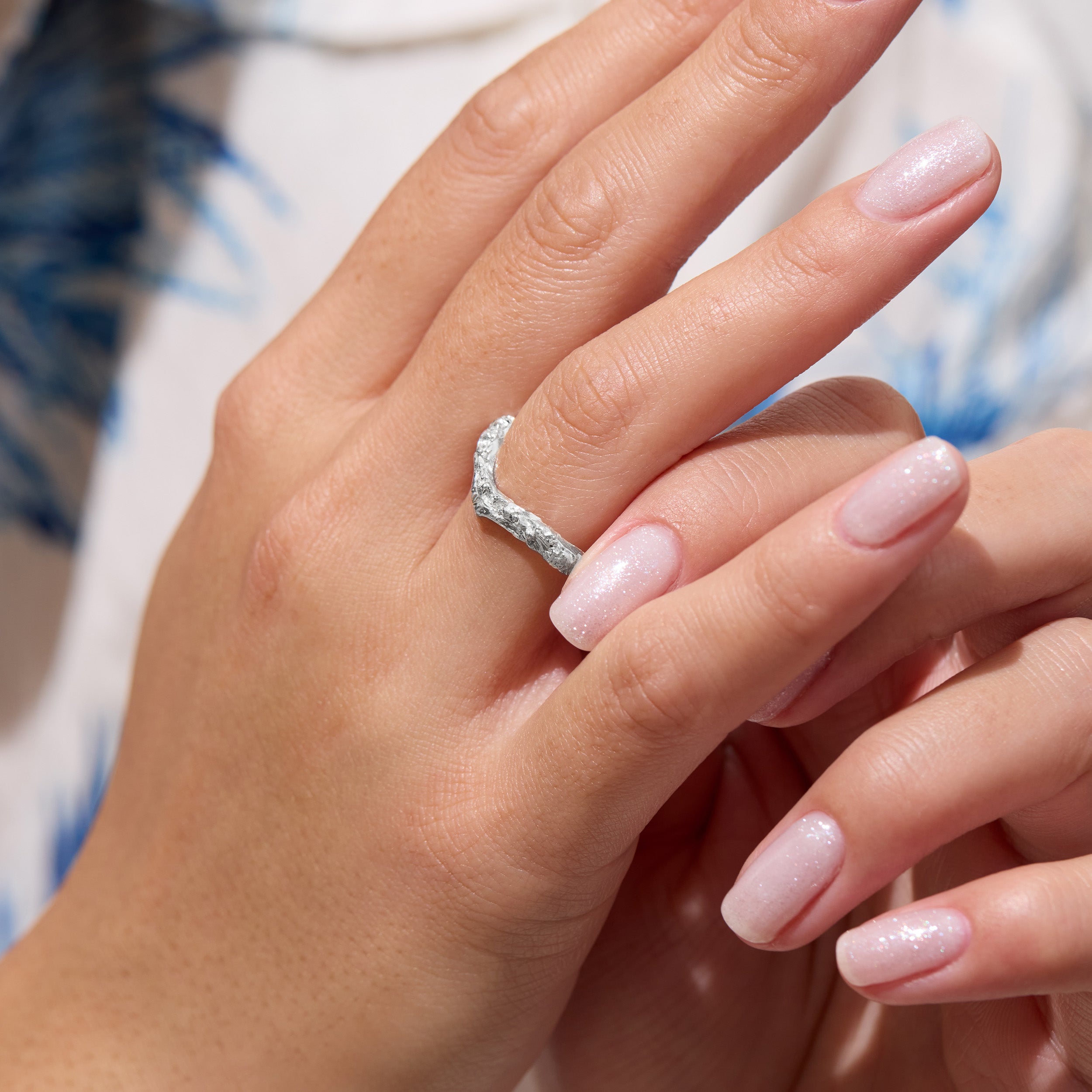 Azio Wedding Ring