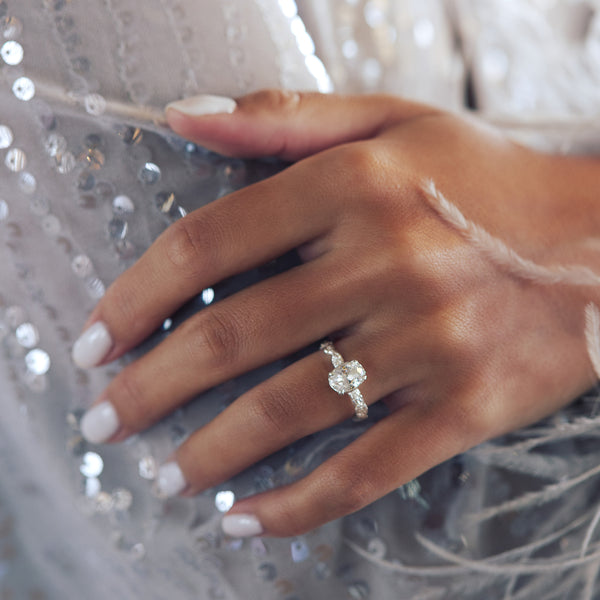 Fera Diamond Engagement Ring