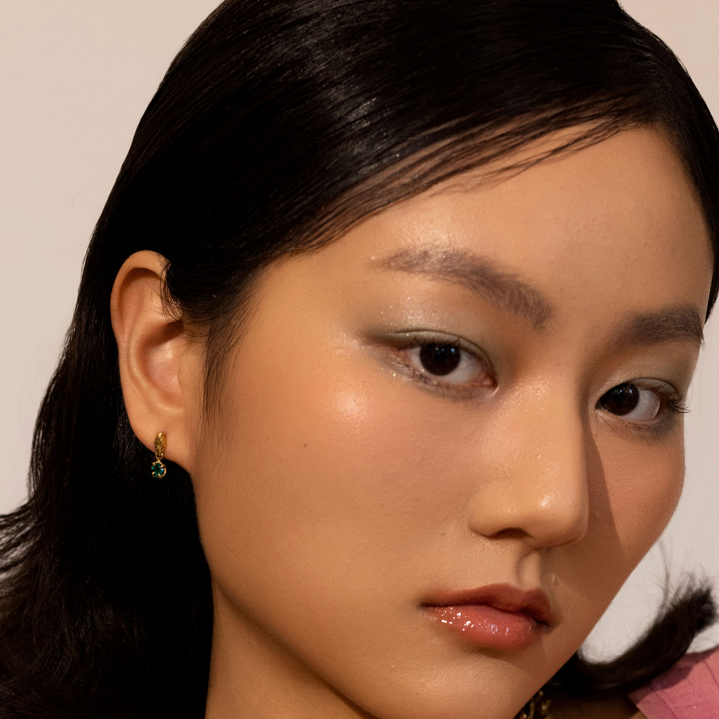 Mini Tota Emerald Earrings