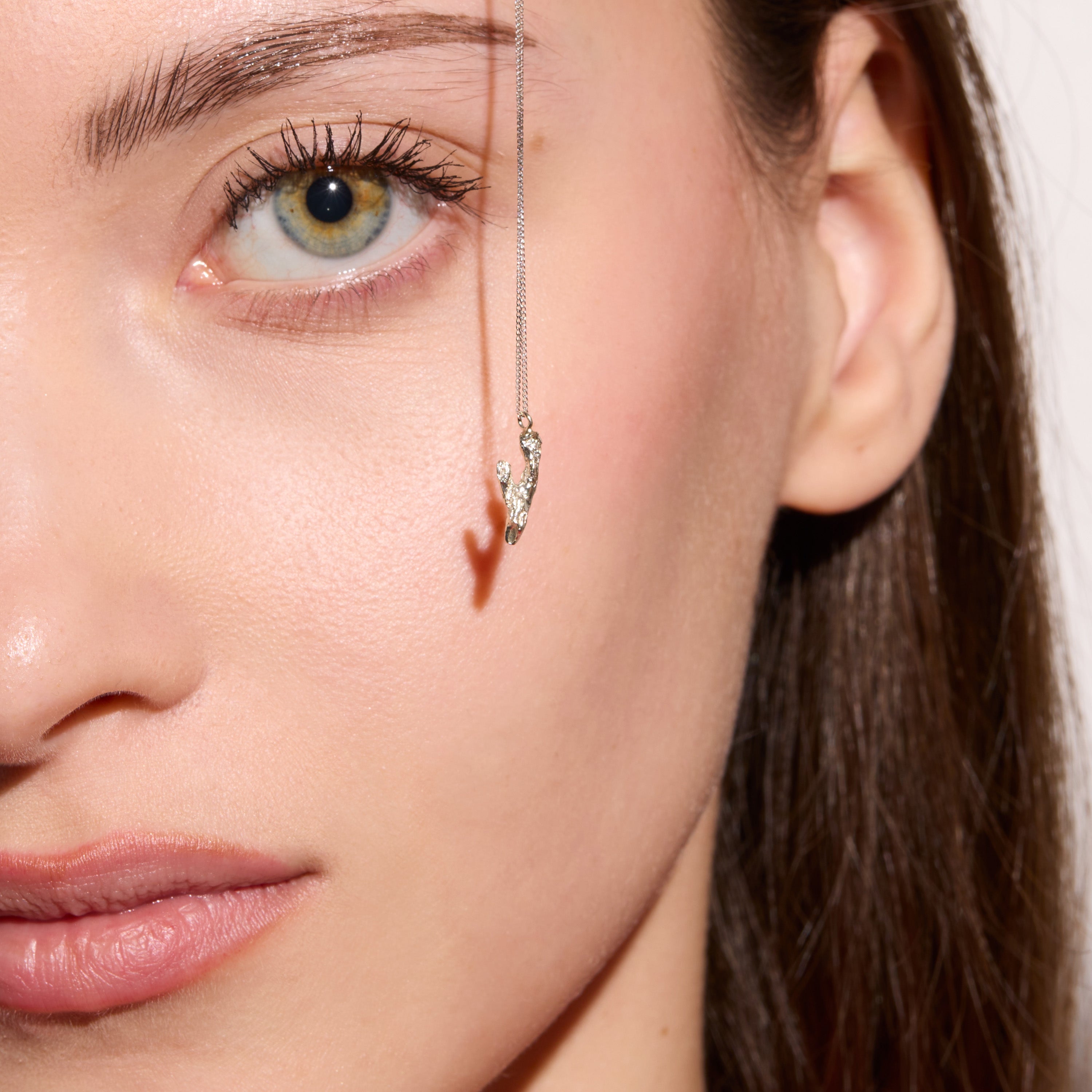 Y Mini Alphabet White Gold Necklace