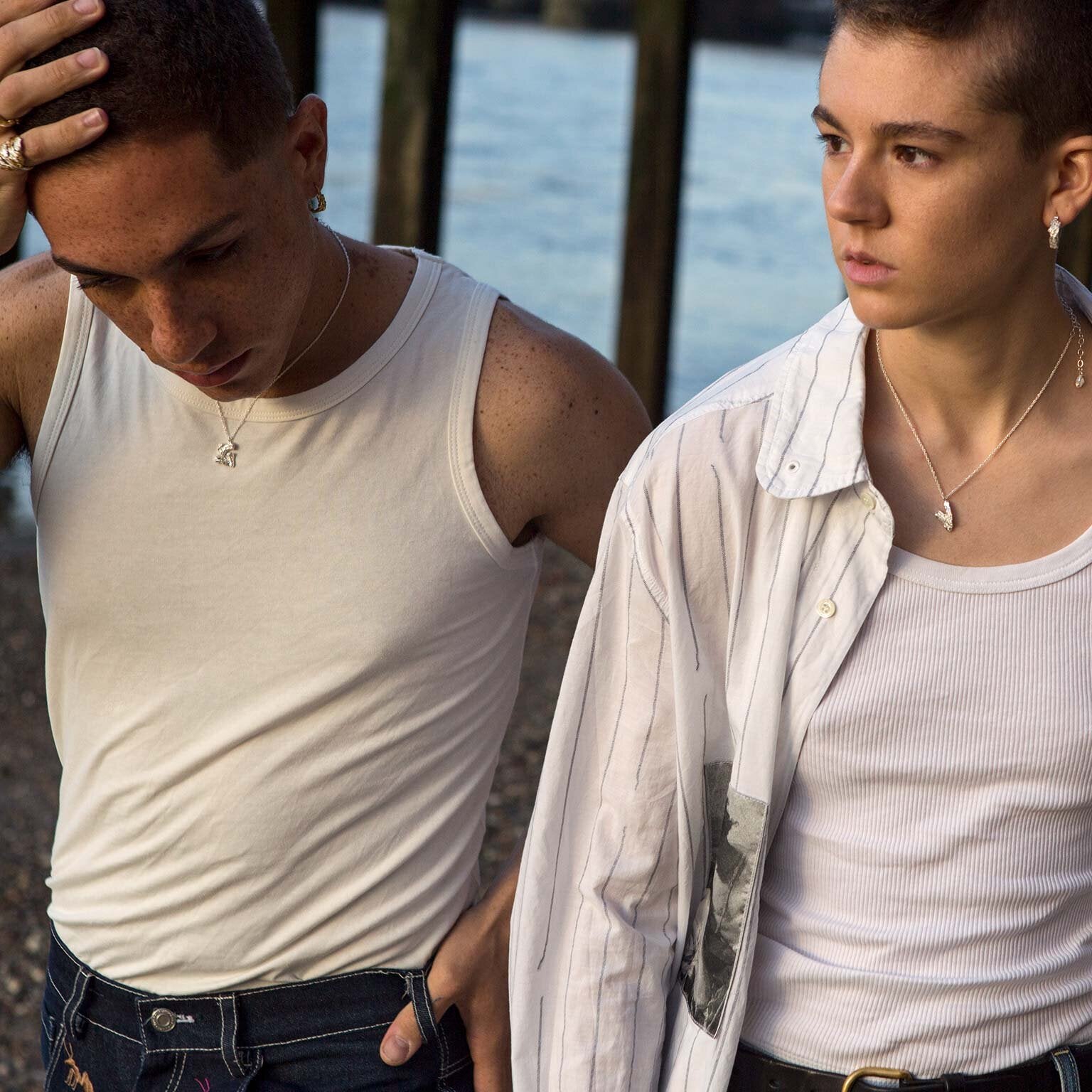 V Alphabet Argenti Necklace