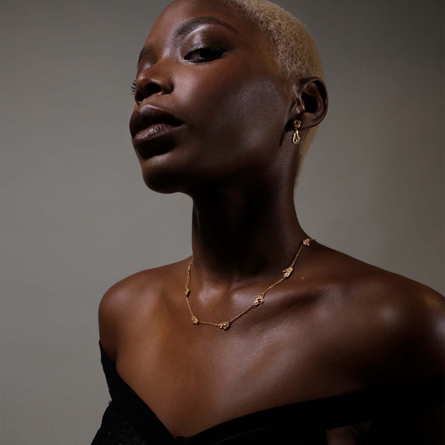 Ziyo Sapphire Necklace