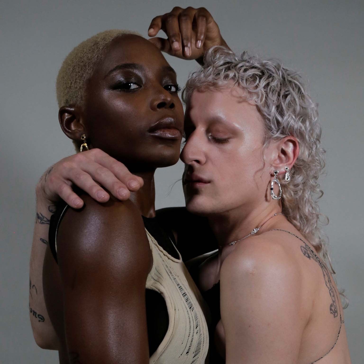 Dia Sapphire Argenti Earrings