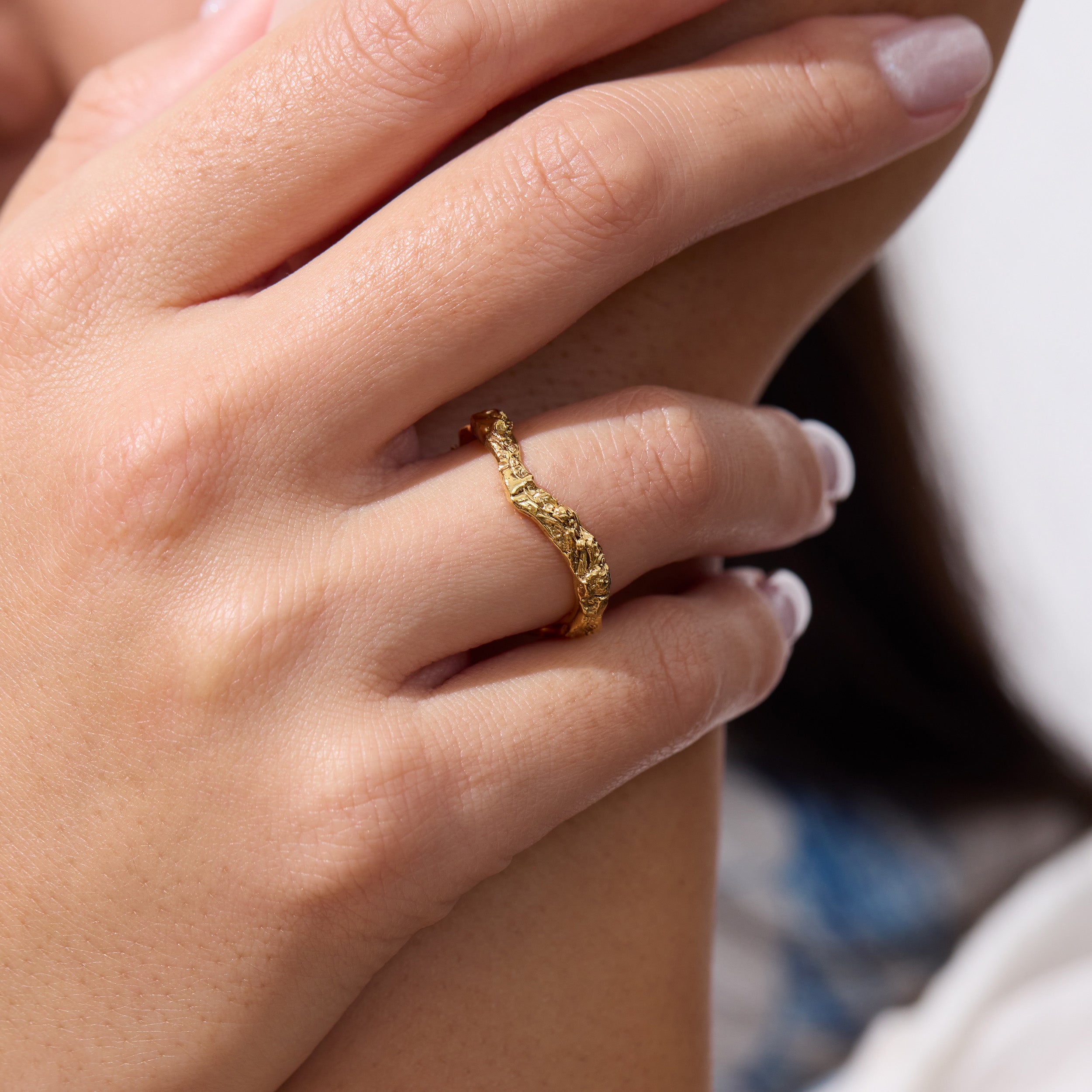 Azio Wedding Ring