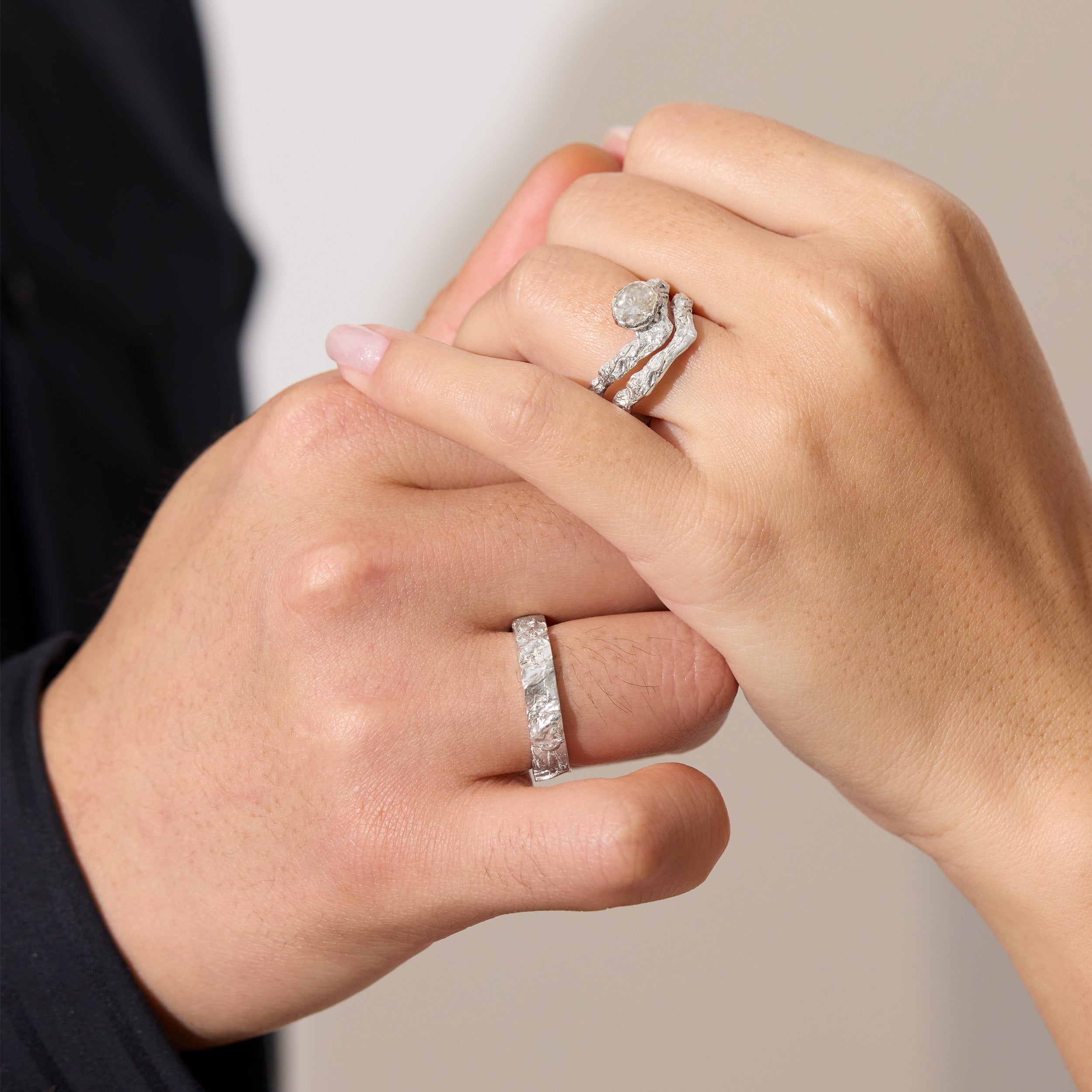 Azio Wedding Ring
