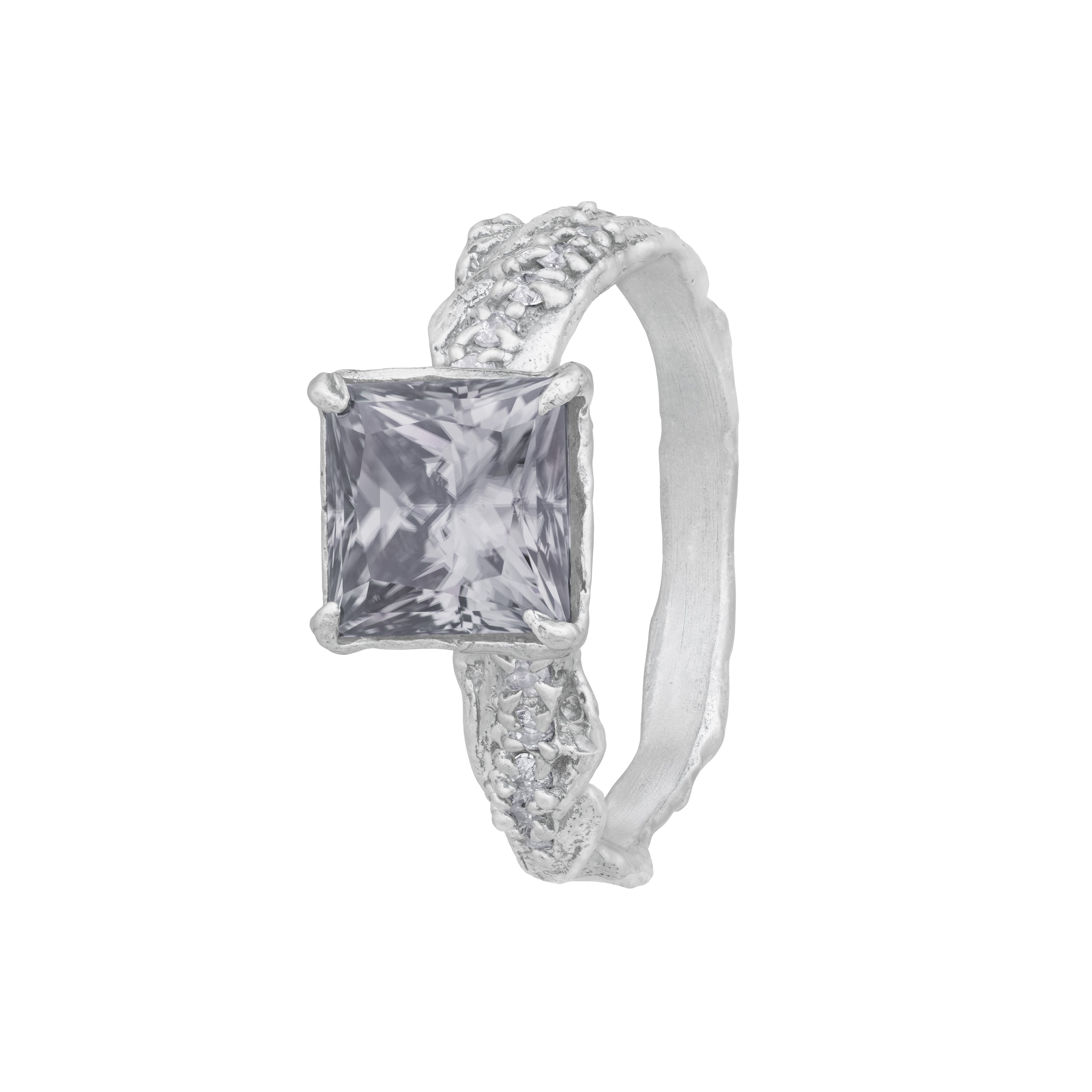 Nio Grey Moissanite Engagement Ring