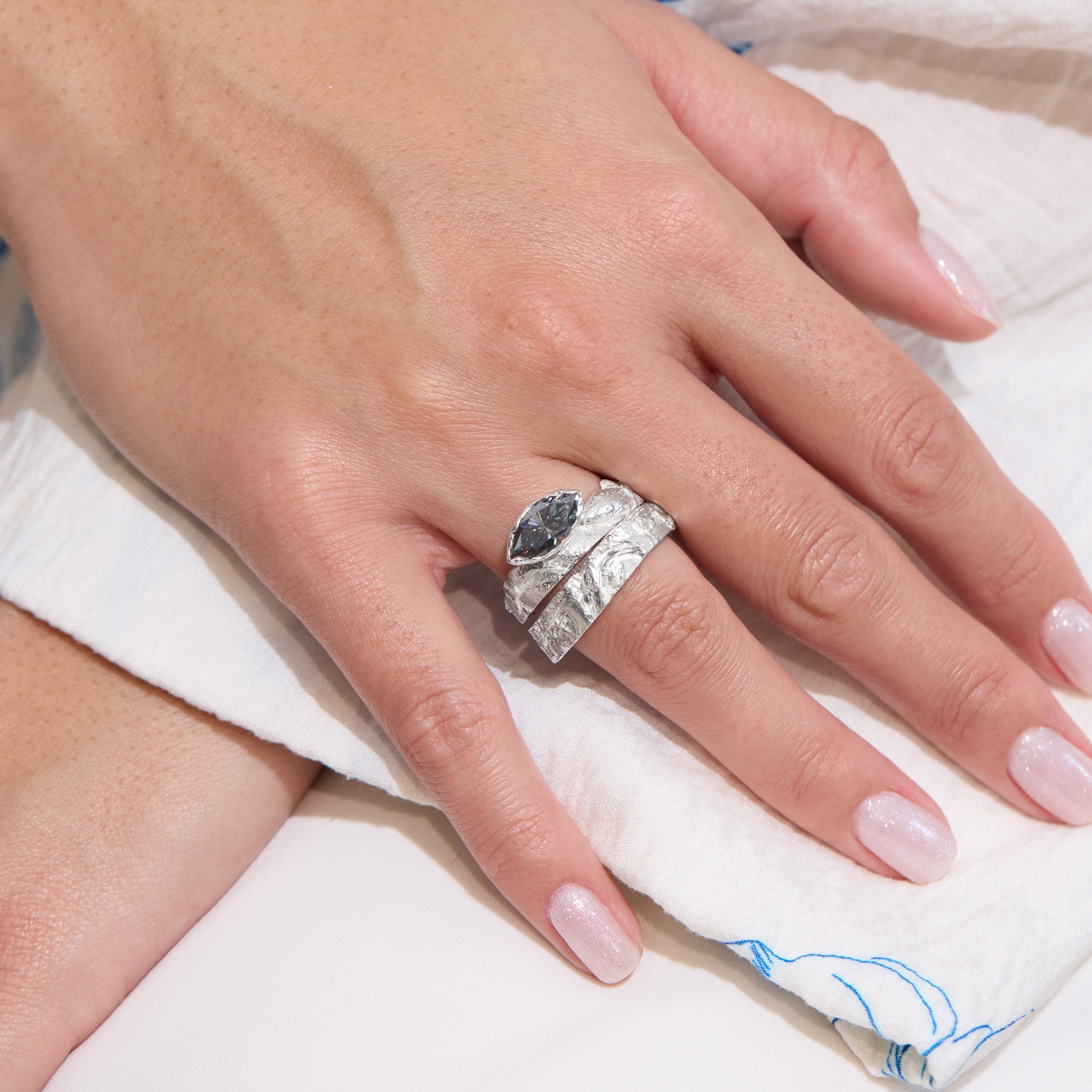 Eti Wedding Ring