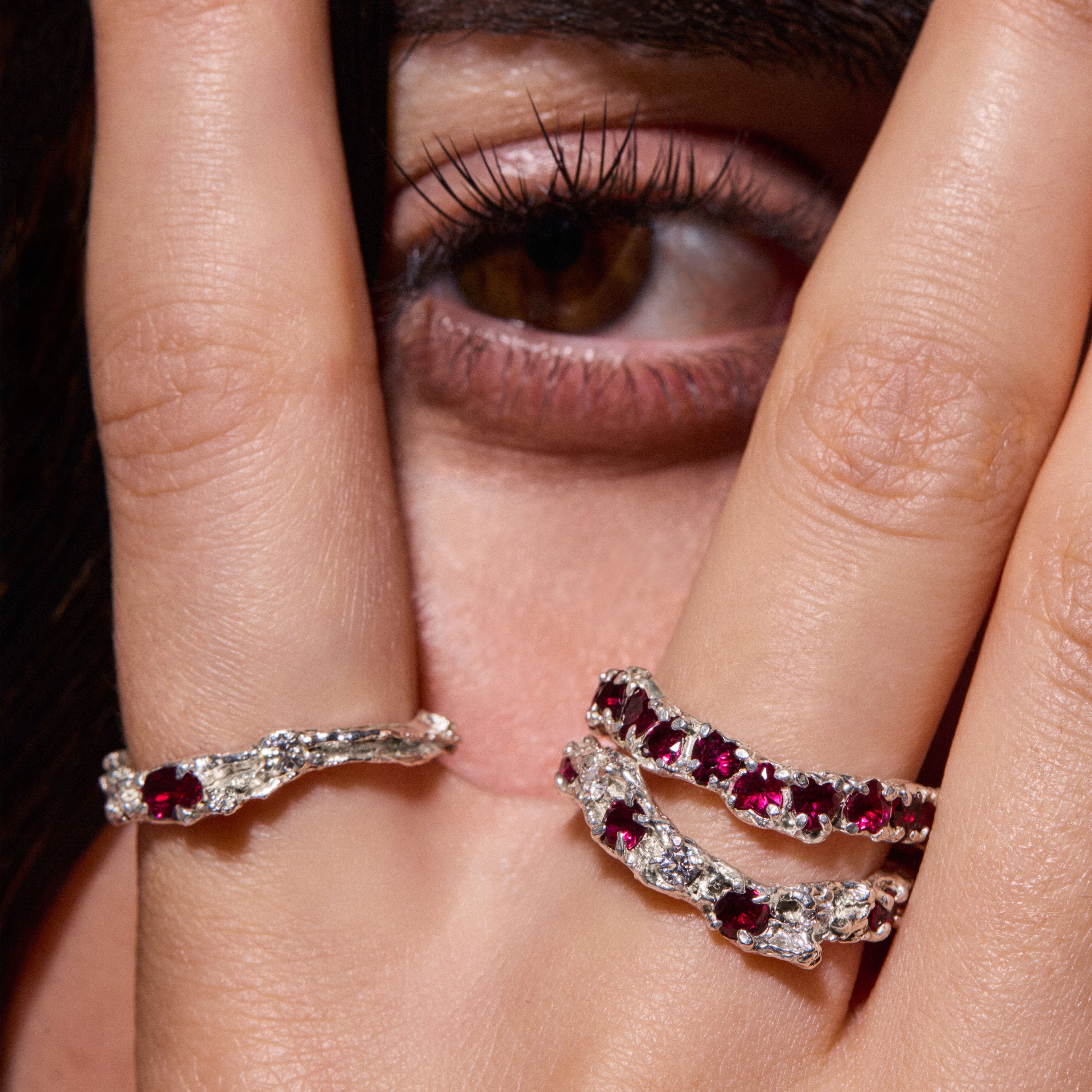 Alba Ruby Moissanite Argenti Ring
