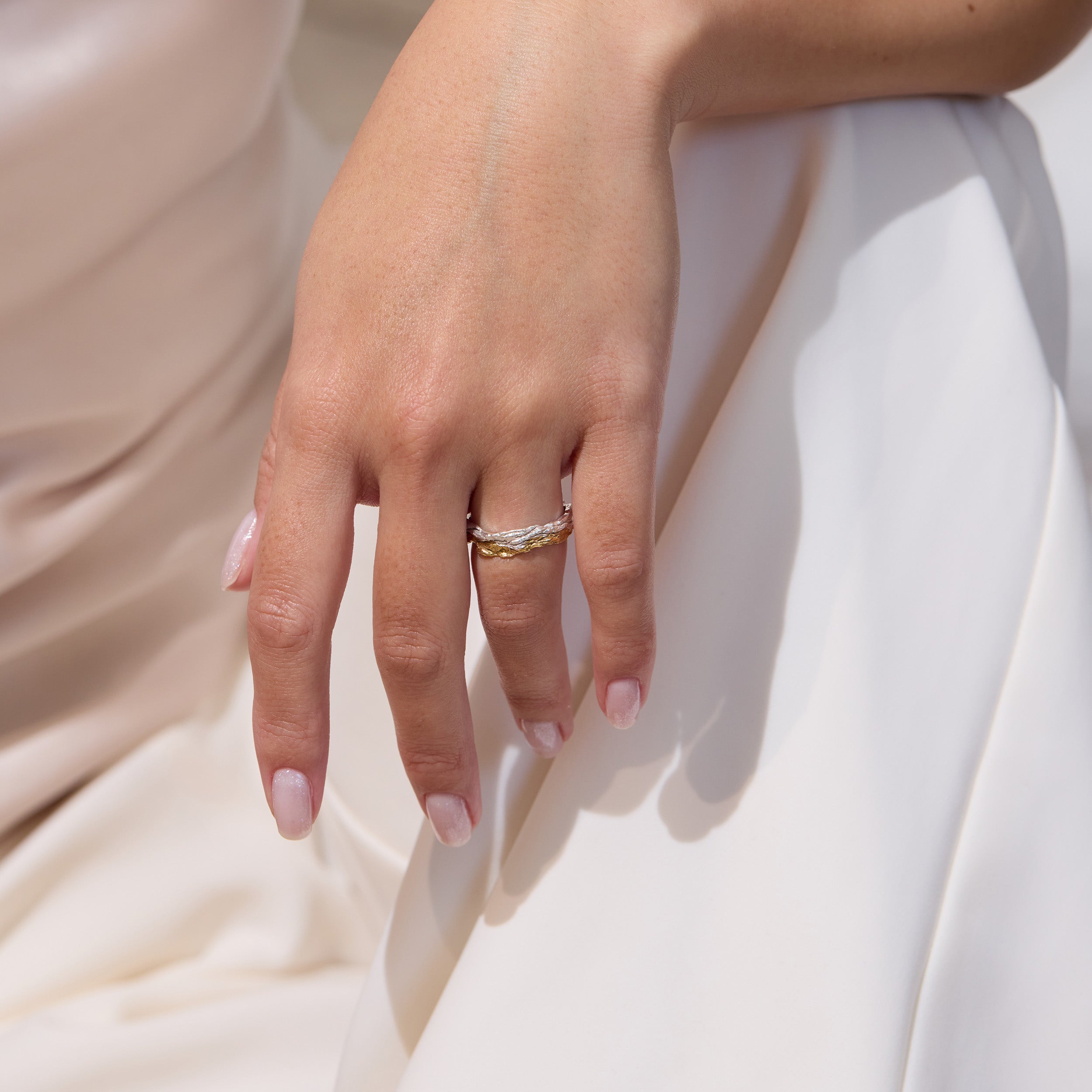 Zioni Wedding Ring