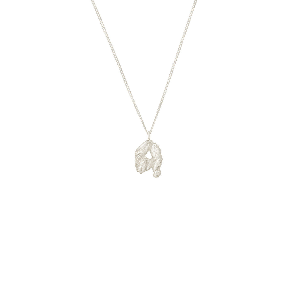 Q Mini Alphabet White Gold Necklace