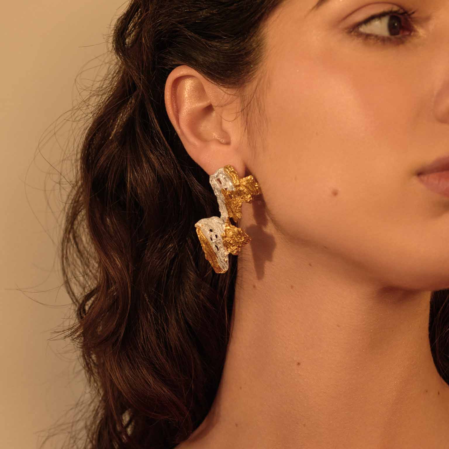 Darya Earrings